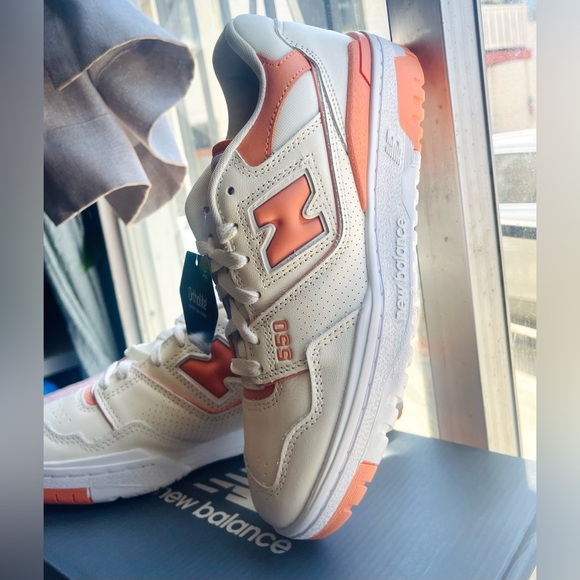 New balance 💞550 (2) pairs - Picture 7 of 16